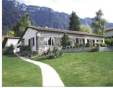 Située à Villeneuve dans un quartier résidentiel de grand standing, cette magnifique villa bénéficie d'une vue imprenable sur le lac et les Alpes. ,E...